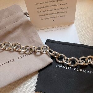 Beautiful David Yurman Oval Link Chain Bracelet